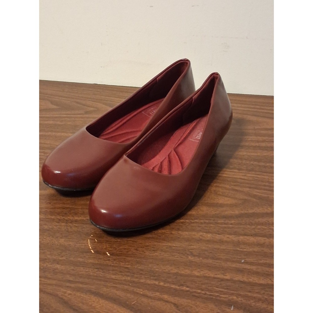 Comfort-Well by Beacon Women's 8 1/2 Shoes Heel Burgundy Red